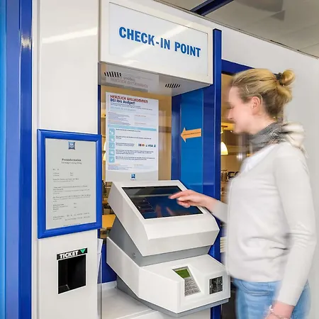 Ibis Budget Berlin Airport Schoenefeld-2